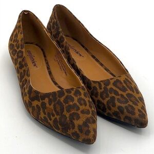 ComfortView Size 7.5M Animal Print, Pointy Toe Flats Olive #38654 Animal Print
